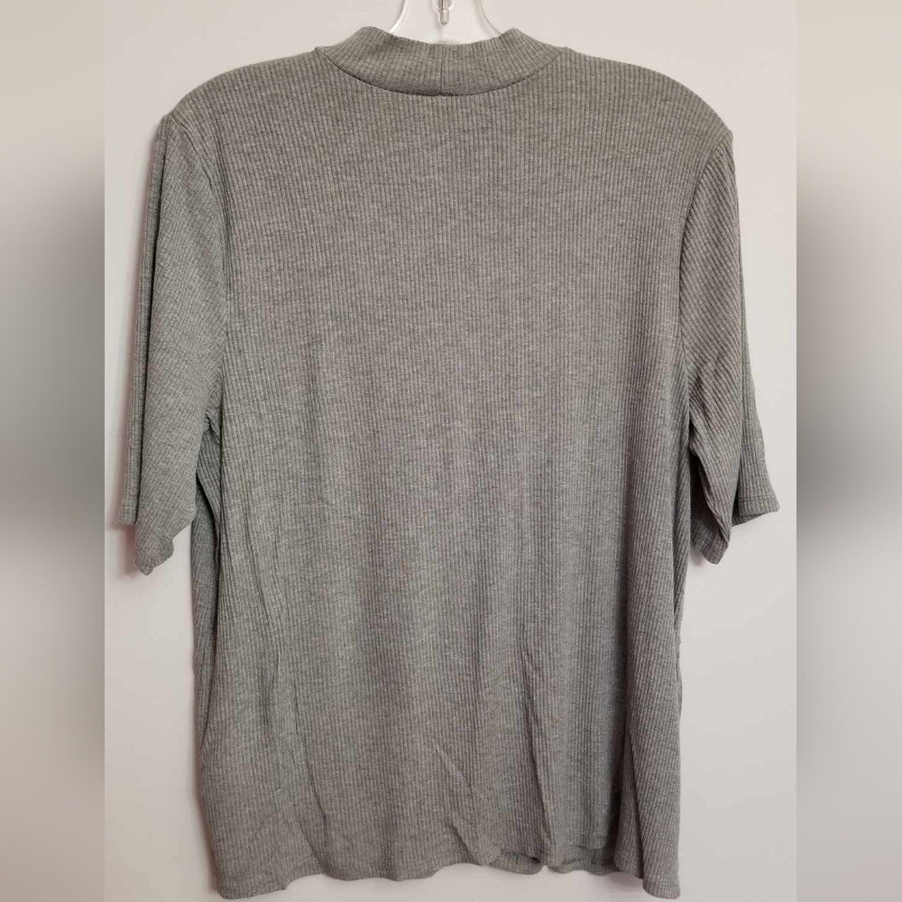 Reitmans Ribbed Mock Neck Top - Picture 2 of 3